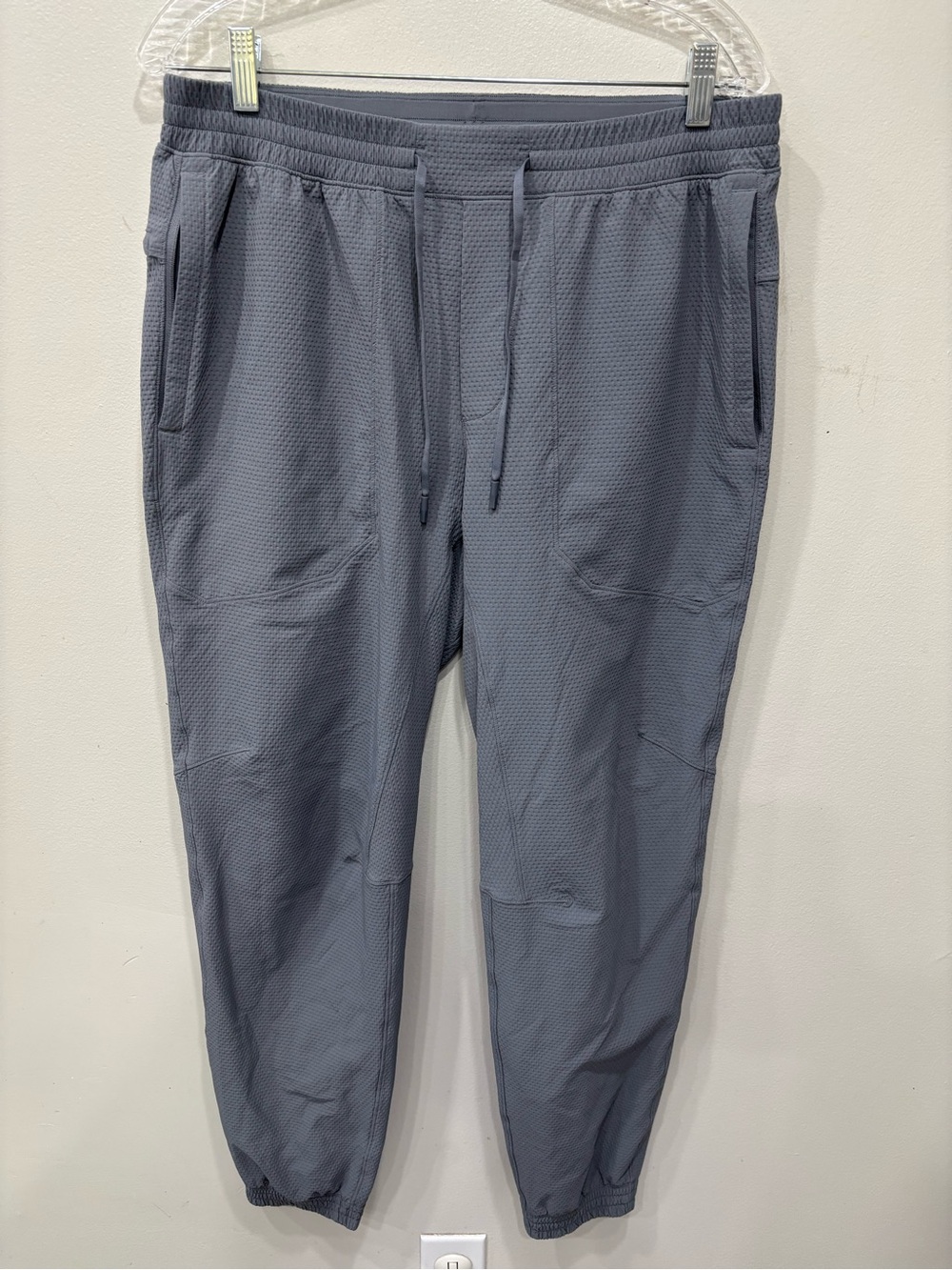 Lululemon License To Train Textured Jogger Sweatpants Men’s Size Large